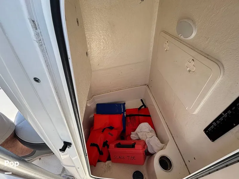 Slide: The Image of Sailfish 220 CC 2023 - 16062621