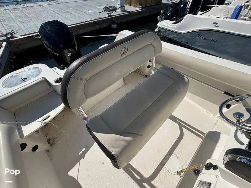 Slide: The Image of Sailfish 220 CC 2023 - 16062629