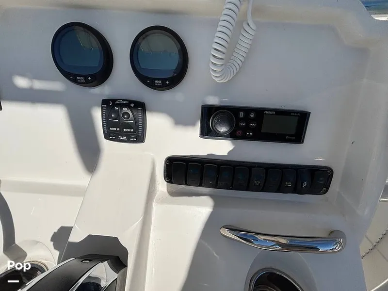 Slide: The Image of Sailfish 220 CC 2023 - 16062633