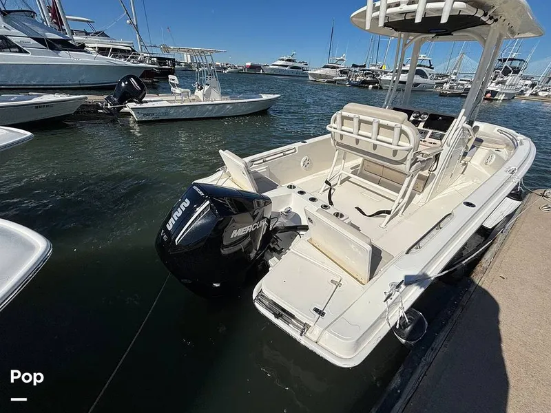The Image of Boston Whaler 220 DAUNTLESS 2025 - 16062510