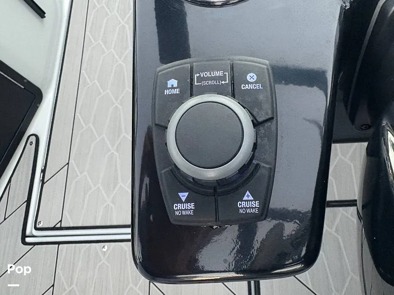 Slide: The Image of Yamaha 222XD Wake 2024 - 16180800