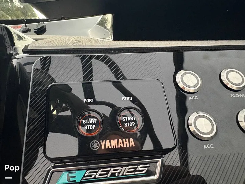 Slide: The Image of Yamaha 222XD Wake 2024 - 16180825