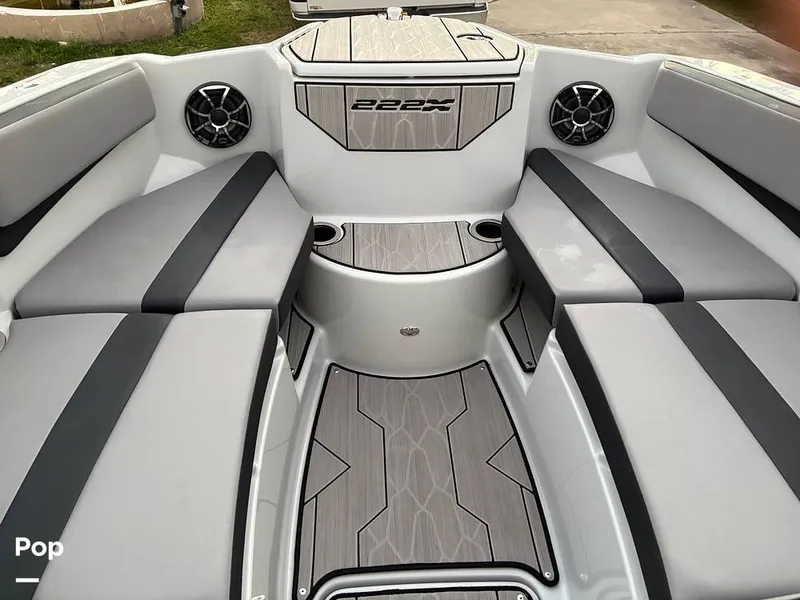 Slide: The Image of Yamaha 222XD Wake 2024 - 16180830