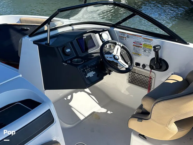 Slide: The Image of Bayliner VR6 OB 2023 - 16062749