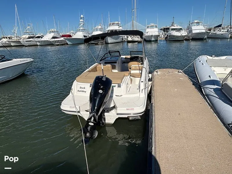 Slide: The Image of Bayliner V6 OB 2024 - 16062736