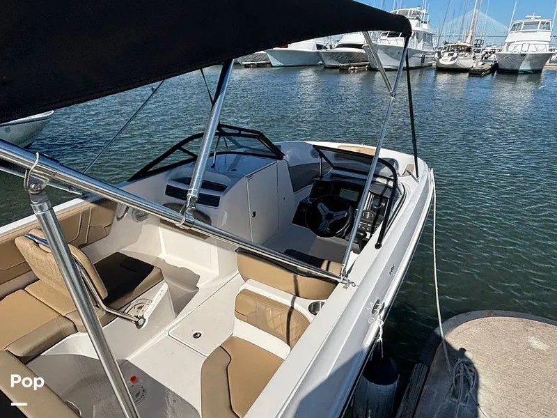 Slide: The Image of Bayliner VR6 OB 2024 - 16062704