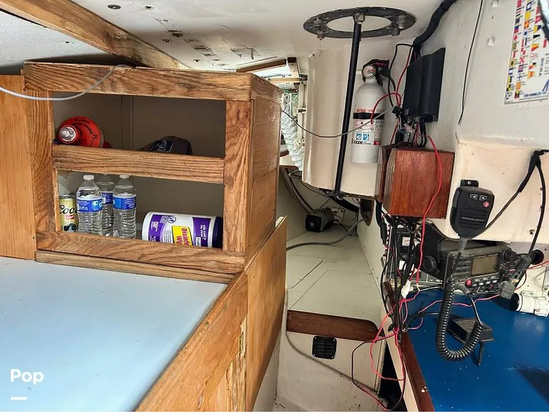 Slide: The Image of Peterson 42 1983 - 16045948