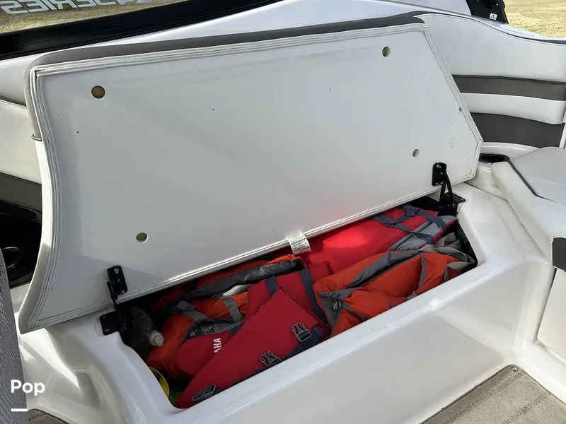 Slide: The Image of Yamaha 242 SE 2016 - 16066872