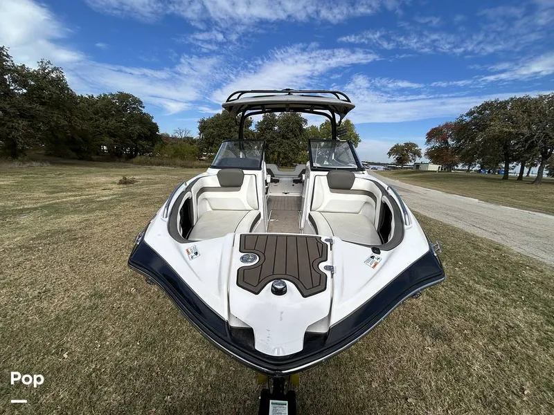 Slide: The Image of Yamaha 242 SE 2016 - 16066783