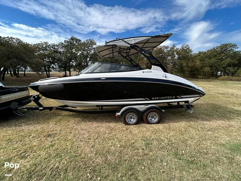 Slide: The Image of Yamaha 242 SE 2016 - 16066777