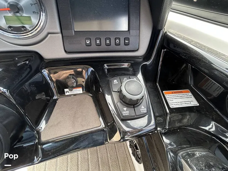 Slide: The Image of Yamaha 242 SE 2016 - 16066835