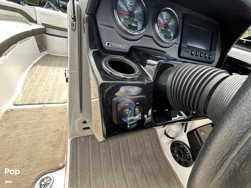 Slide: The Image of Yamaha 242 SE 2016 - 16066837