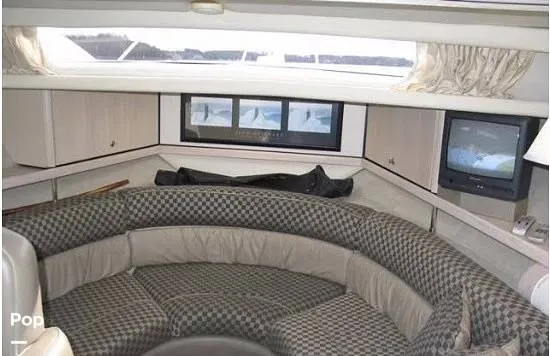 Slide: The Image of Bayliner Avanti 3255 1995 - 16042965