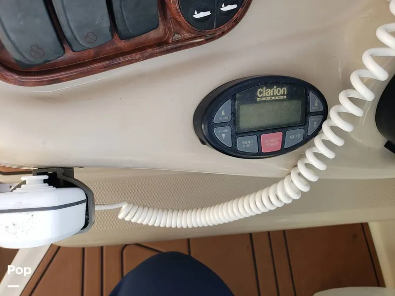 Slide: The Image of Sea Ray 280 Sundancer 2005 - 16112750