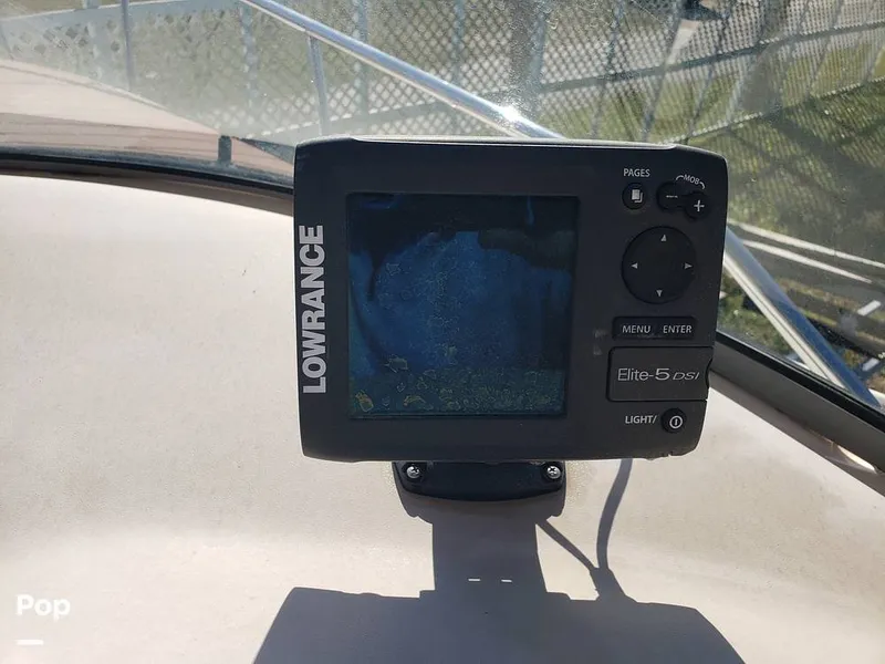 Slide: The Image of Sea Ray 280 Sundancer 2005 - 16112753