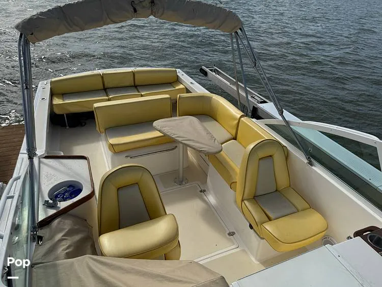 Slide: The Image of Hunt Yachts Harrier 25 2006 - 16150319