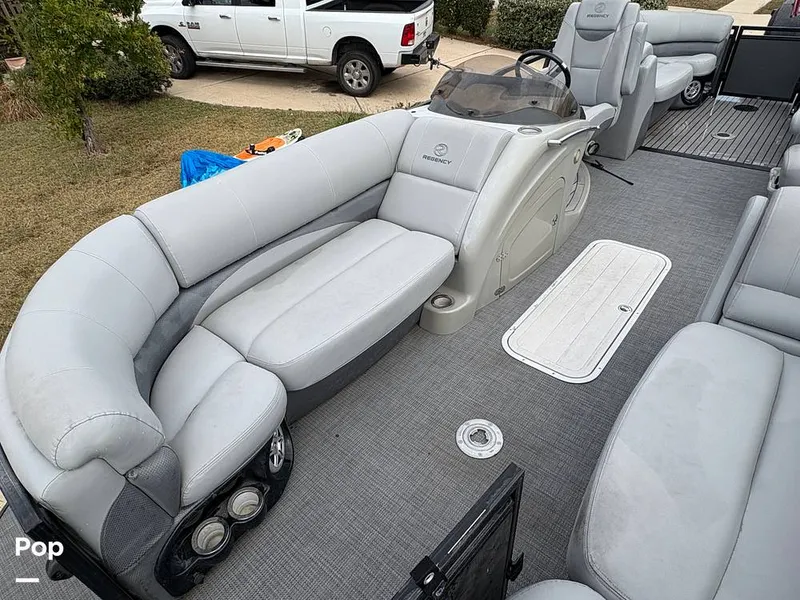 Slide: The Image of Beverage Holders - 16088582