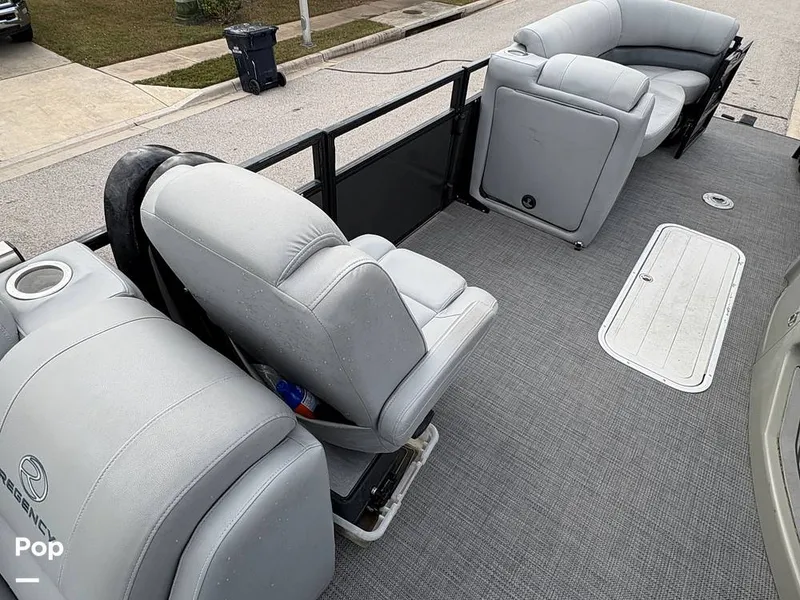 Slide: The Image of Passenger Seating - 16088590