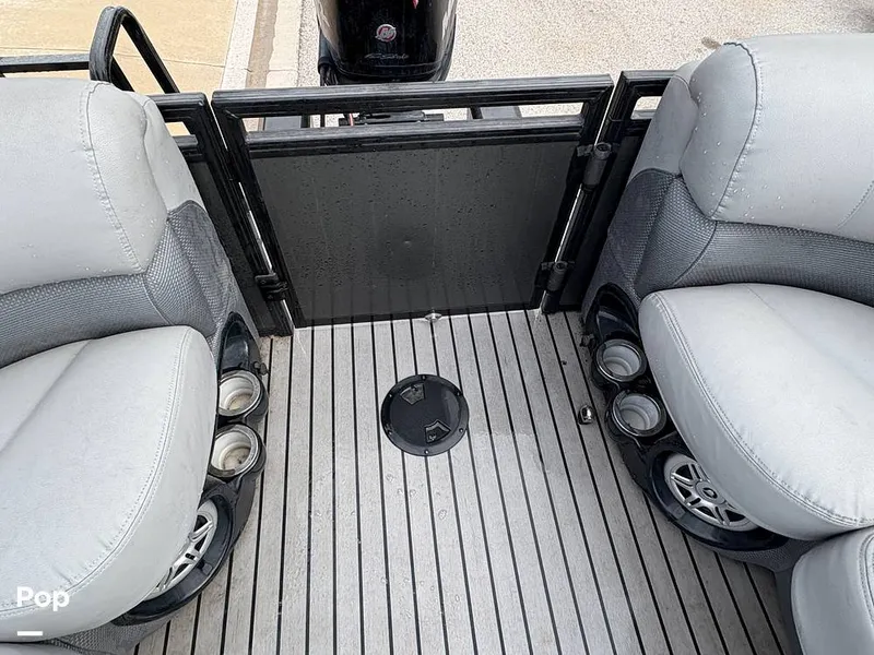 Slide: The Image of Stern Gate - 16088600