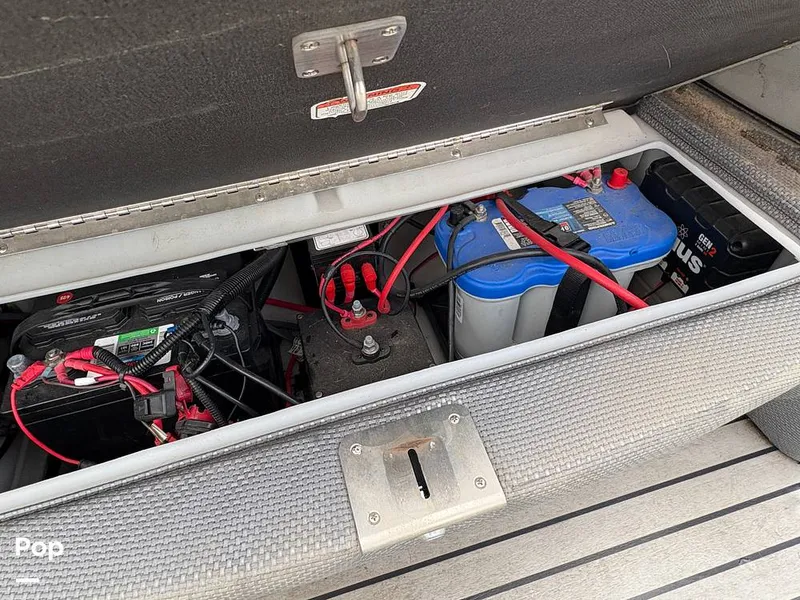 Slide: The Image of Battery Box - 16088606