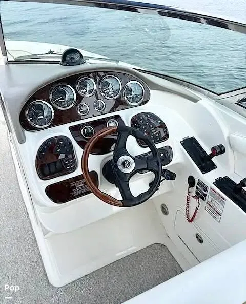 Slide: The Image of Captain's Chair - 16064206