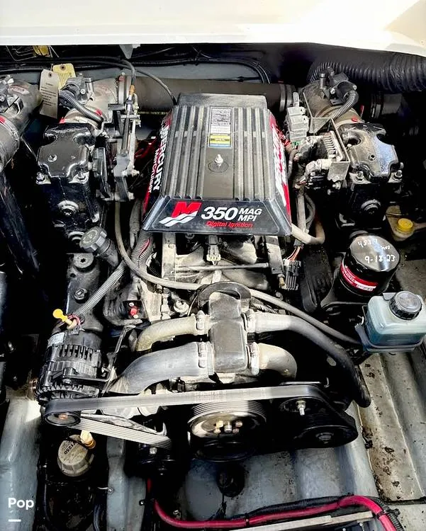 Slide: The Image of Sea Ray 290 Bow Rider 2002 - 16064196