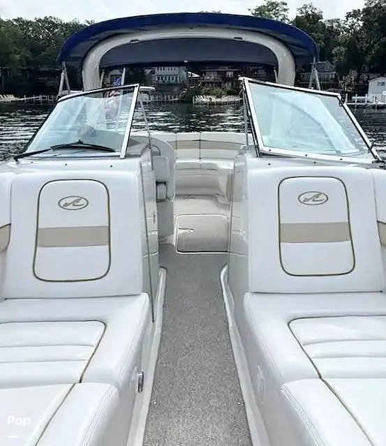 Slide: The Image of Bow Seating - 16064216