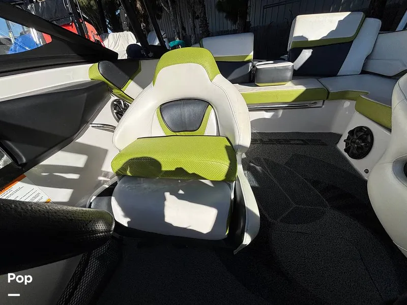 Slide: The Image of Scarab 195 HO Impulse 2014 - 16082678