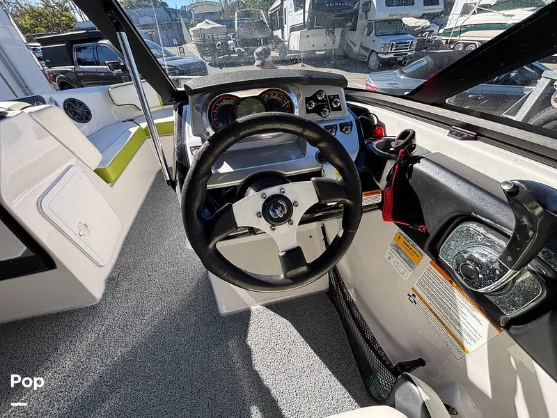 Slide: The Image of Scarab 195 HO Impulse 2014 - 16082672