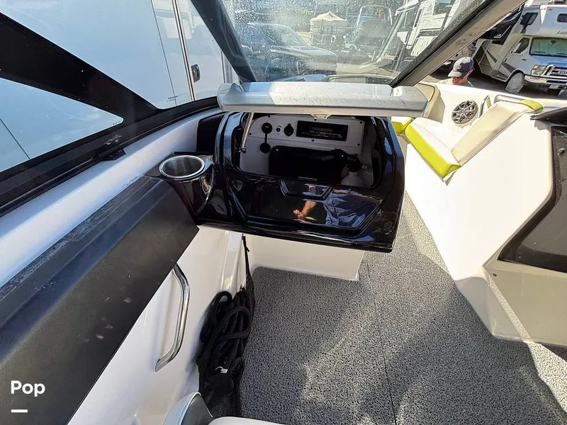 Slide: The Image of Scarab 195 HO Impulse 2014 - 16082670