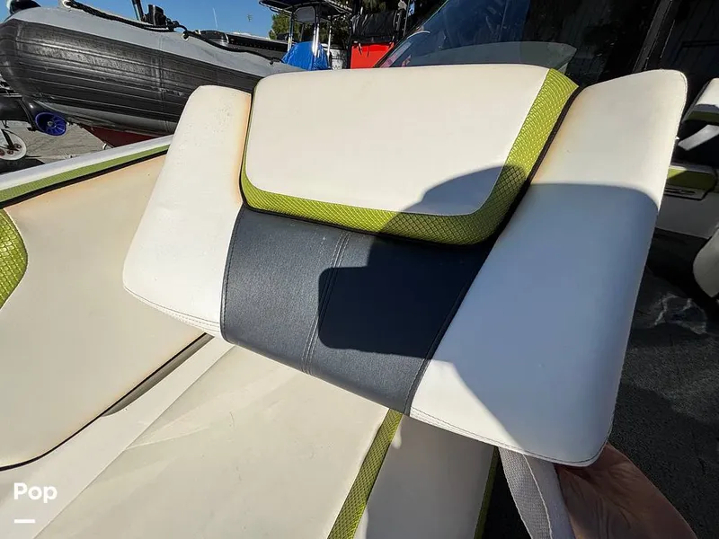 Slide: The Image of Scarab 195 HO Impulse 2014 - 16082656