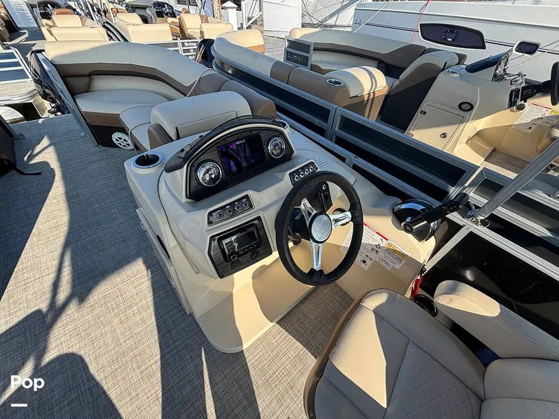 Slide: The Image of Lowe SS 230W 2024 - 16167274