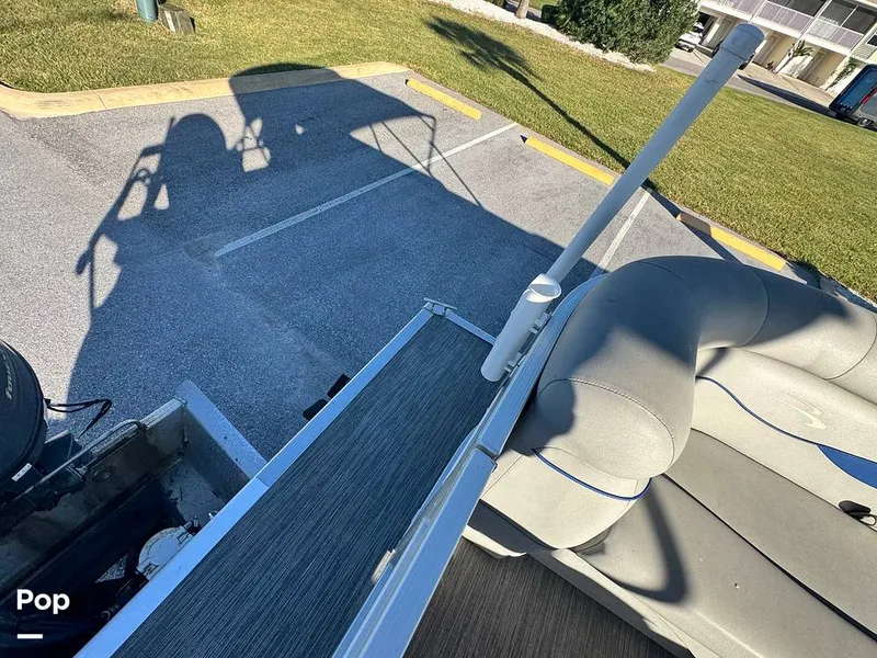 Slide: The Image of Bennington 22SS 2022 - 16058014