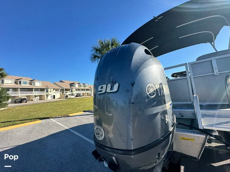 Slide: The Image of Bennington 22SS 2022 - 16058003