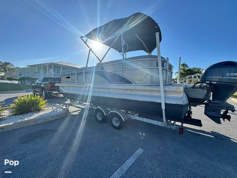 Slide: The Image of Bennington 22SS 2022 - 16058057