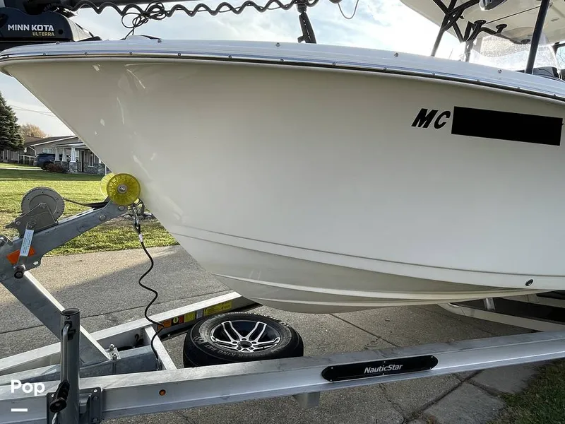 Slide: The Image of NauticStar 2302 Legacy 2022 - 16077333