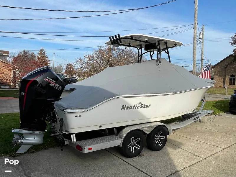 Slide: The Image of NauticStar 2302 Legacy 2022 - 16077410