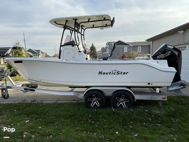 Slide: The Image of NauticStar 2302 Legacy 2022 - 16073789