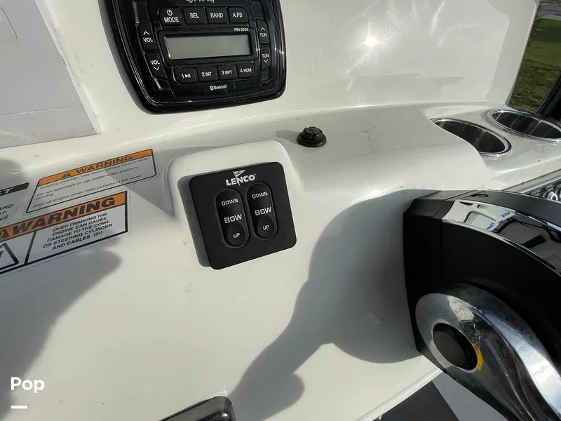 Slide: The Image of NauticStar 2302 Legacy 2022 - 16077193