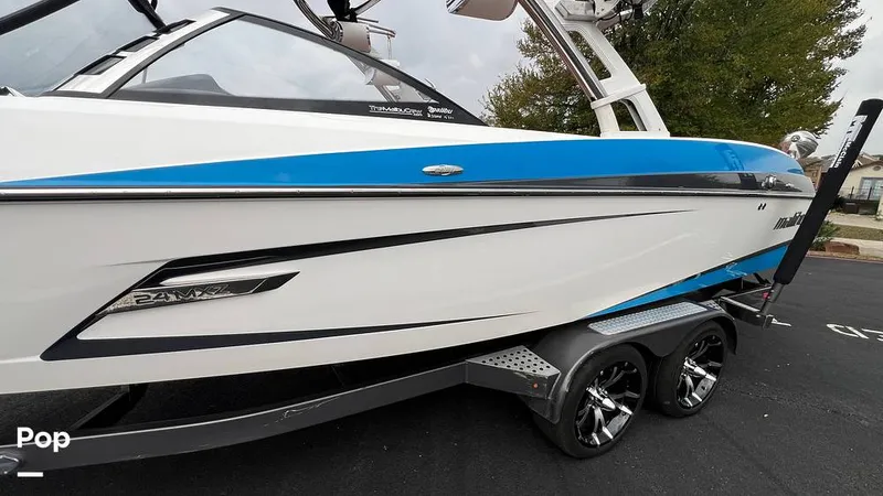 Slide: The Image of Malibu 24 MXZ 2013 - 16088373