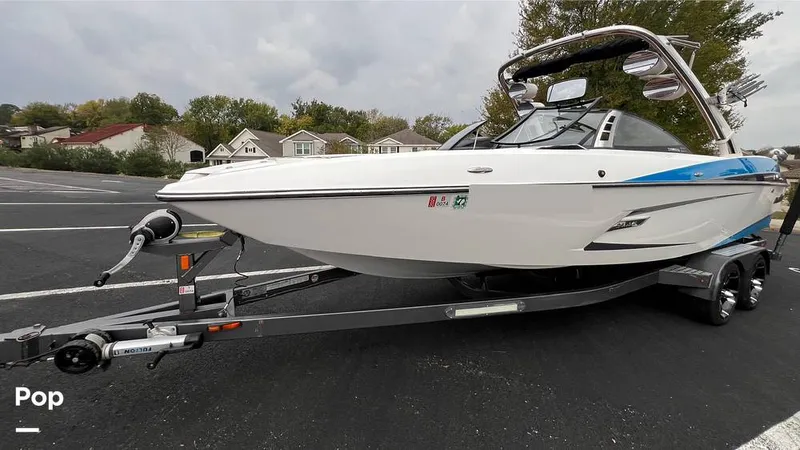 Slide: The Image of Malibu 24 MXZ 2013 - 16088375