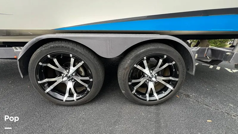 Slide: The Image of Malibu 24 MXZ 2013 - 16088372