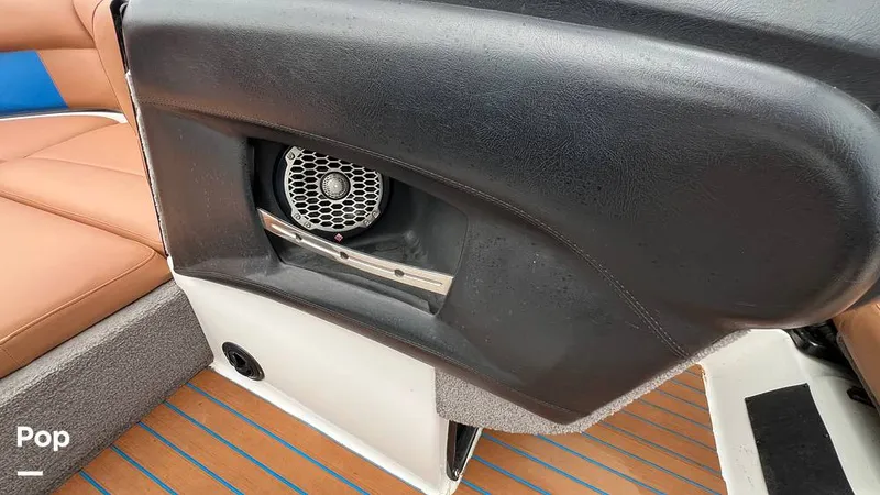 Slide: The Image of Malibu 24 MXZ 2013 - 16088301