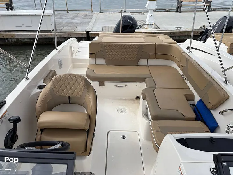 Slide: The Image of Bayliner VR6 OB 2024 - 16412048