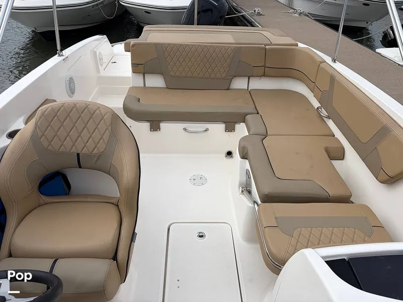 Slide: The Image of Bayliner VR6 OB 2024 - 16412000