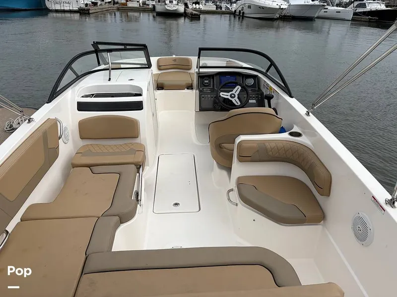 Slide: The Image of Bayliner VR6 OB 2024 - 16411996