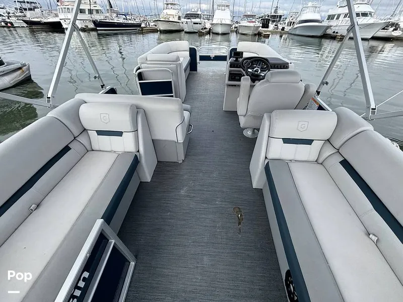 Slide: The Image of Godfrey 2286 SB 2023 - 16108300