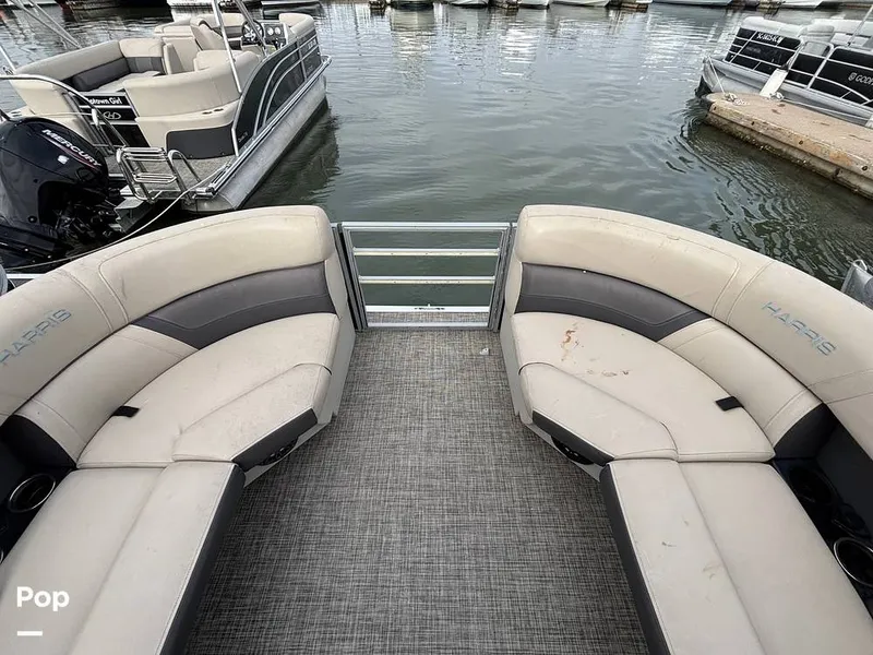 Slide: The Image of Harris 230 CR 2023 - 16108168