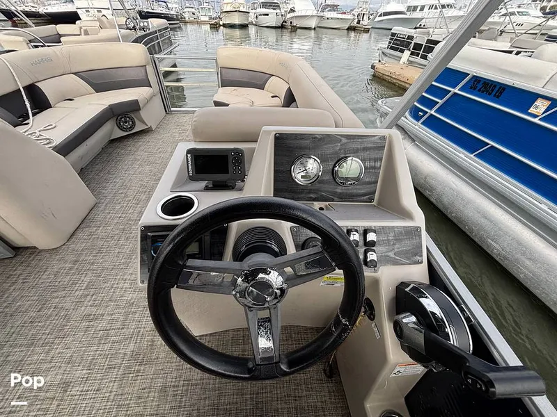 Slide: The Image of Harris 230 CR 2023 - 16108163