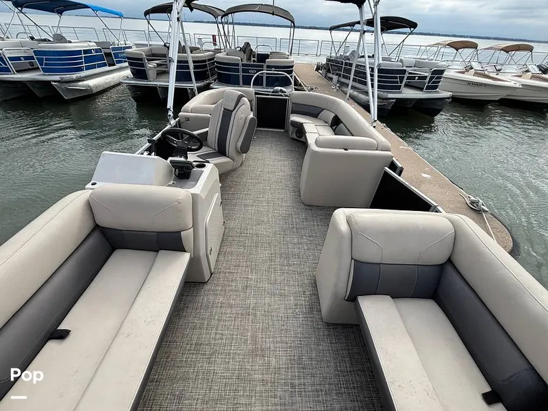 Slide: The Image of Harris 230 CR 2023 - 16108150